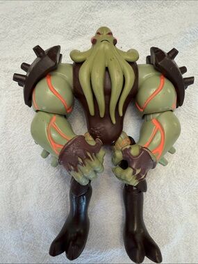 Ben 10 Vilgax 5" Action Figure (2017 Playmates) - Loose / Missing Sword